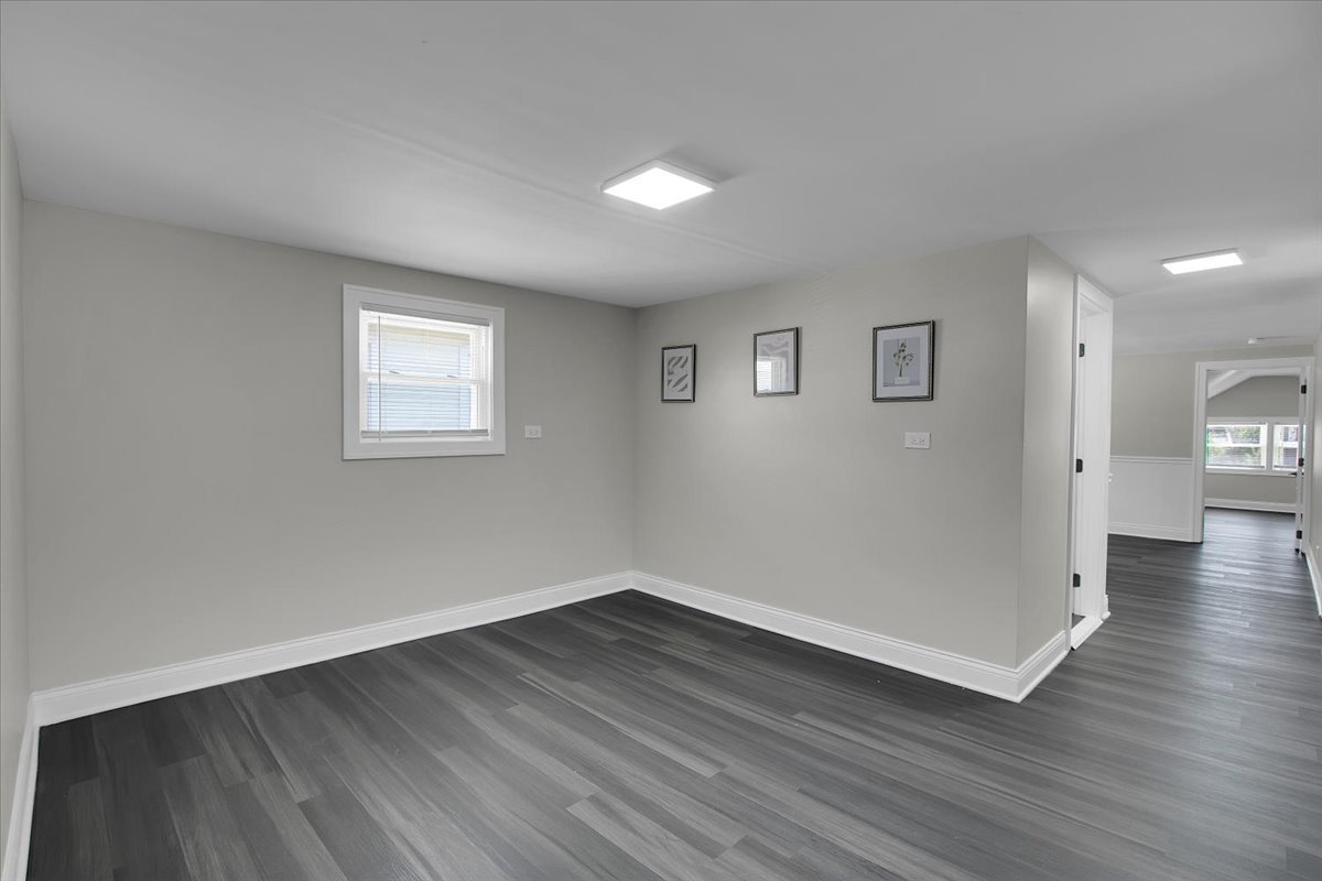 11412 S King Drive Property Photo 19