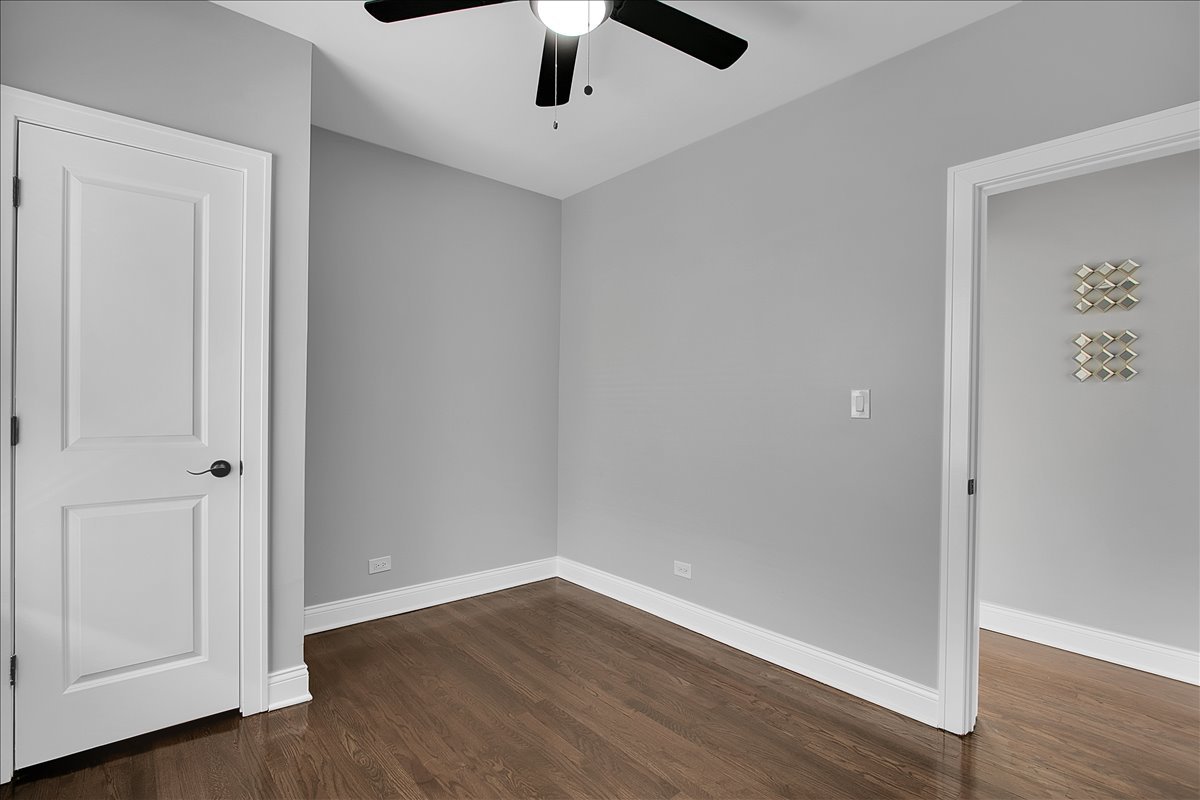 11412 S King Drive Property Photo 30