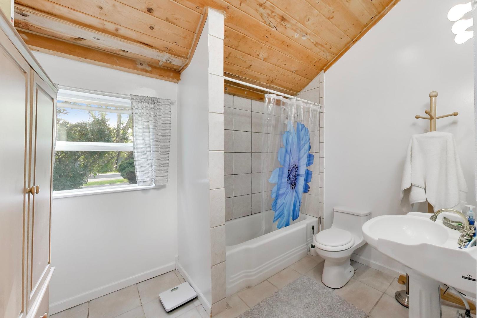 10238 W Wadsworth Road Property Photo 38