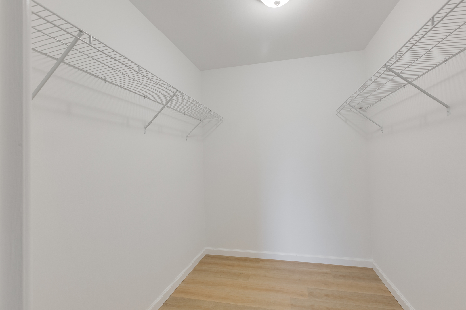 535 S Cleveland Avenue 406 Property Photo 15