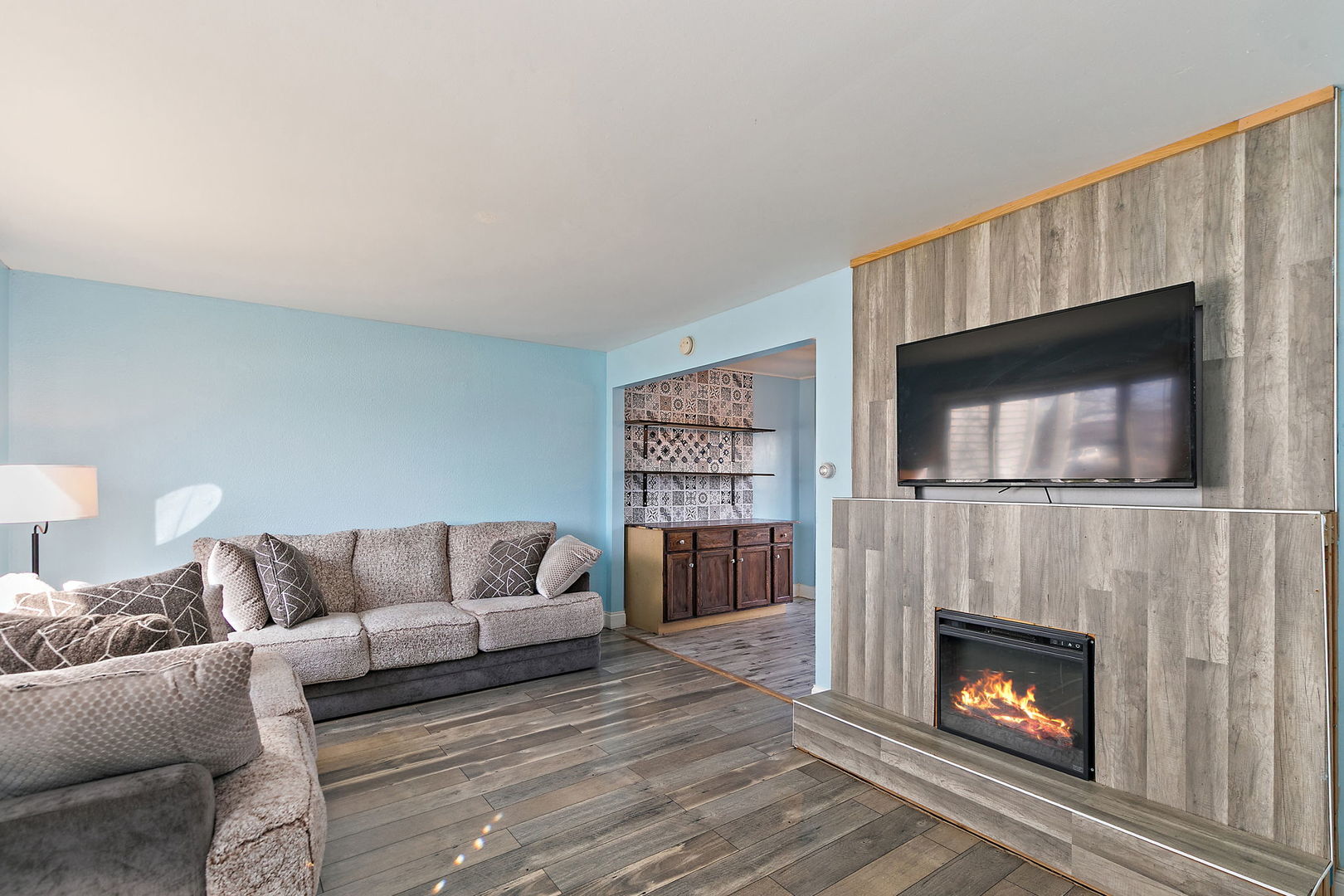 426 Greentree Lane Property Photo 4