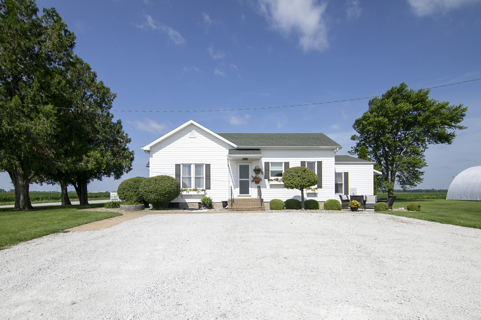 2359 E 5000n Road Property Photo 2