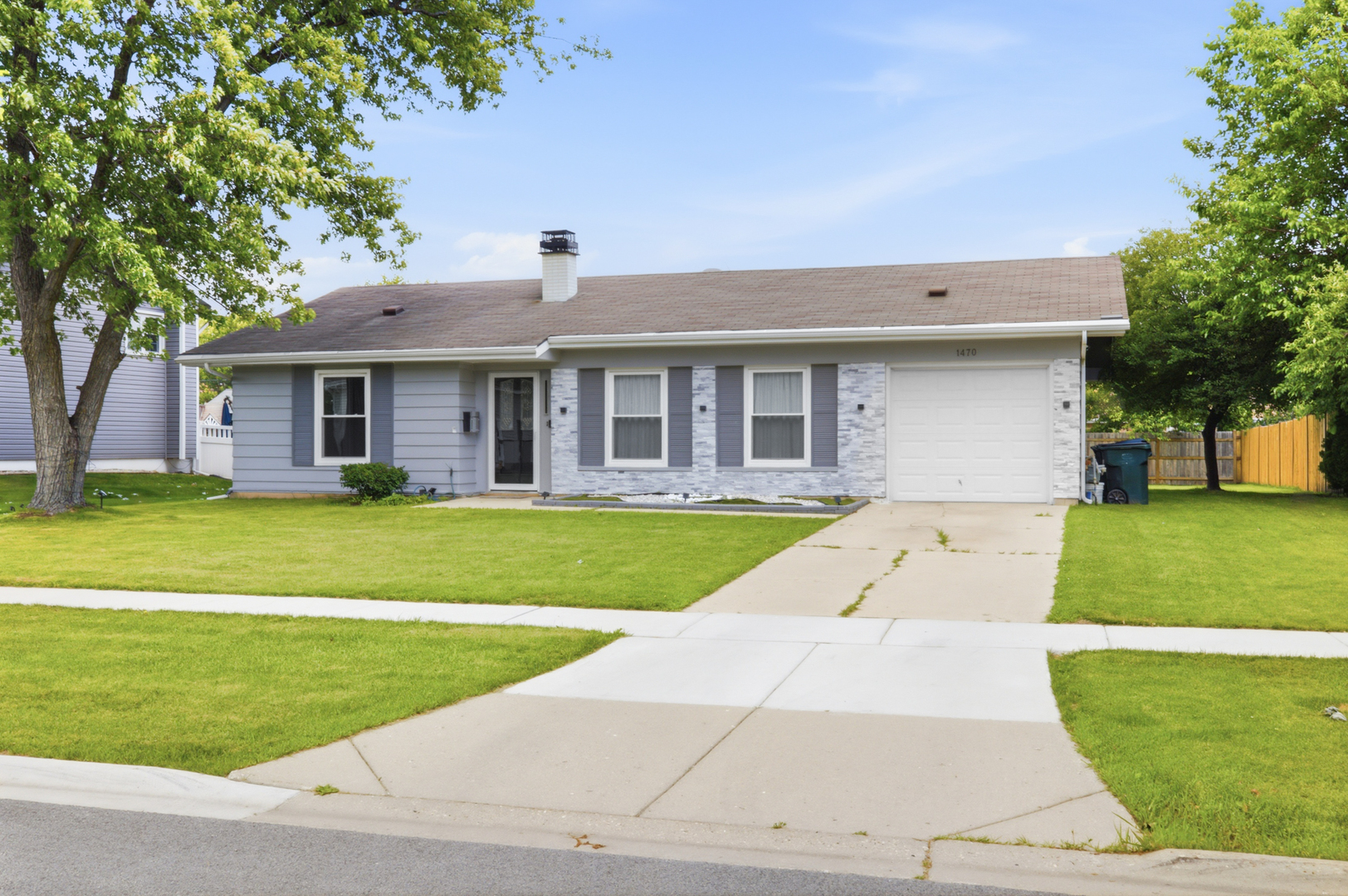 1470 Devonshire Lane Property Photo 1