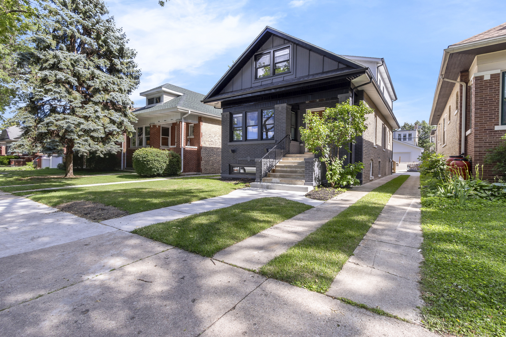 5029 W Windsor Avenue Property Photo 1