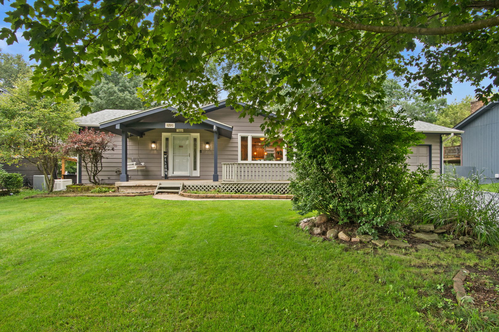 1225 Winaki Trail Property Photo 1