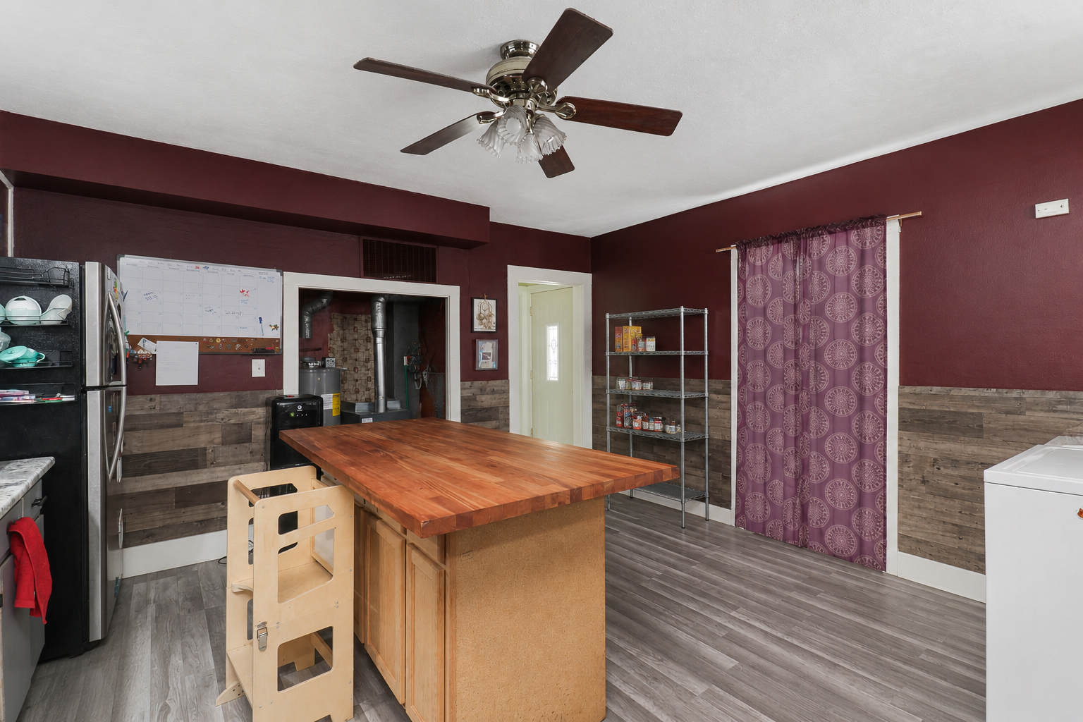 300 N Bogardus Street Property Photo 9