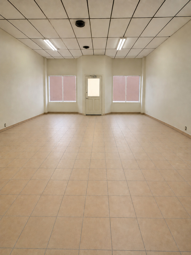 2104 S California Avenue Property Photo 3