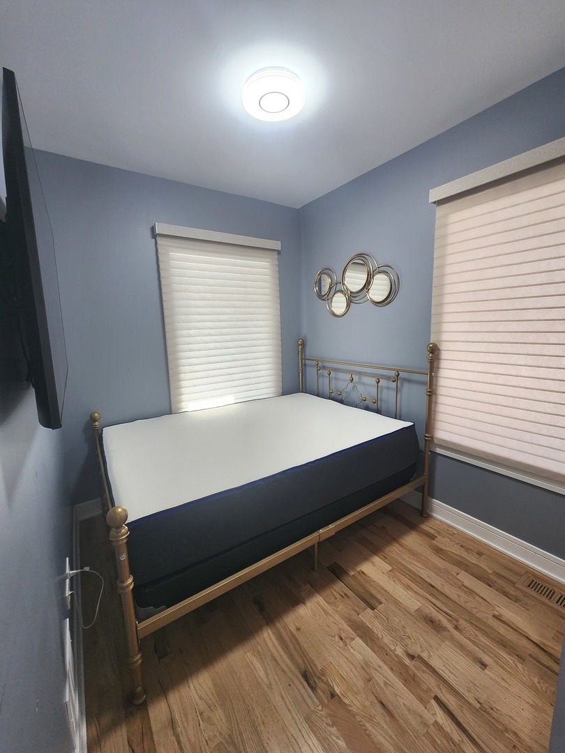 1034 N Drake Avenue Property Photo 6