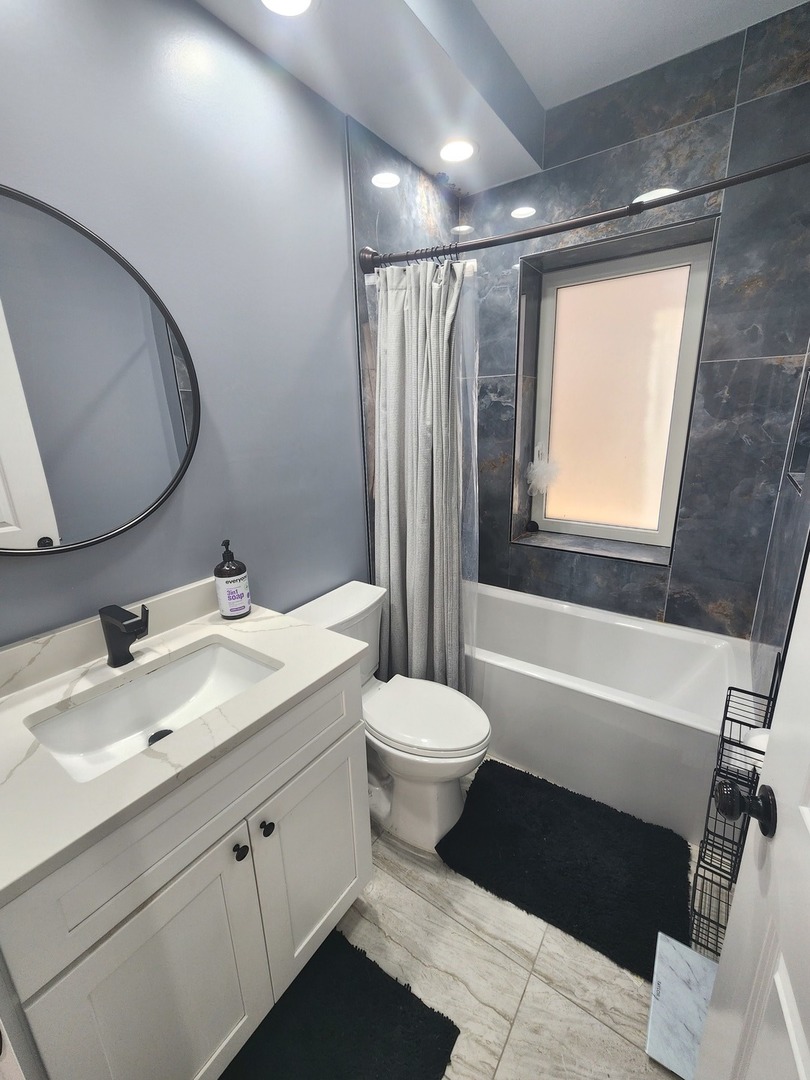 1034 N Drake Avenue Property Photo 9