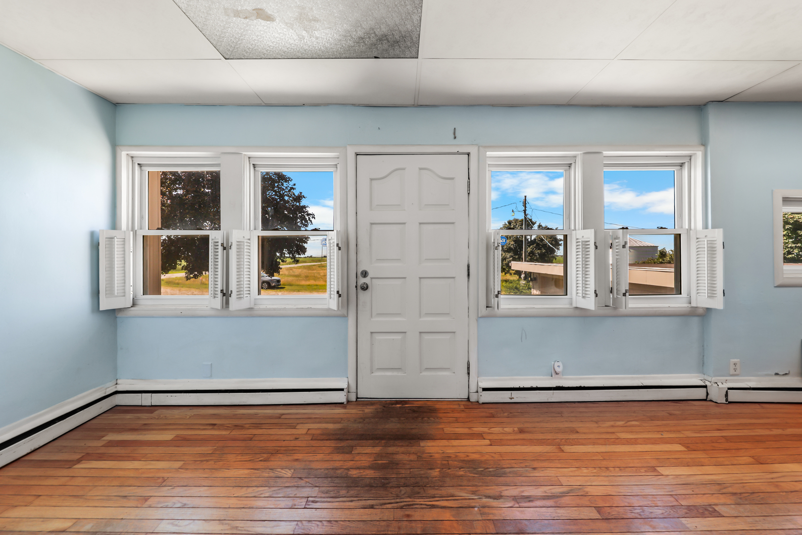 3447 E 27th Road Property Photo 4