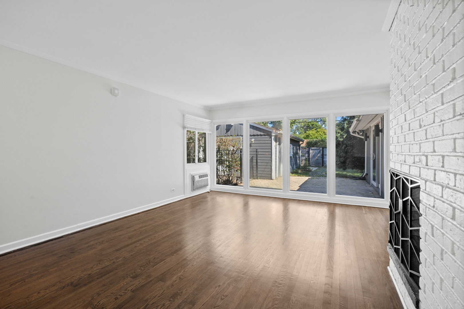 2207 Crawford Avenue Property Photo 6