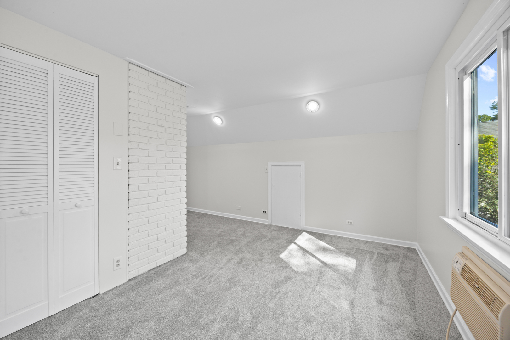 2207 Crawford Avenue Property Photo 22