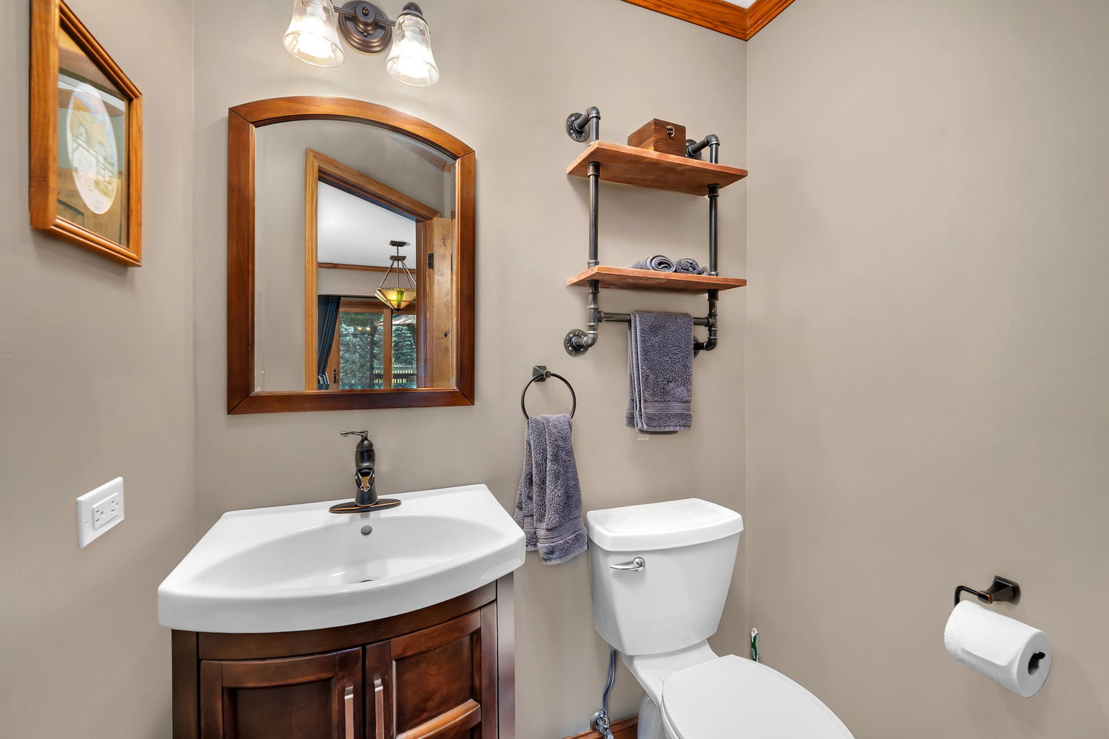 24221 Brown Lane Property Photo 8