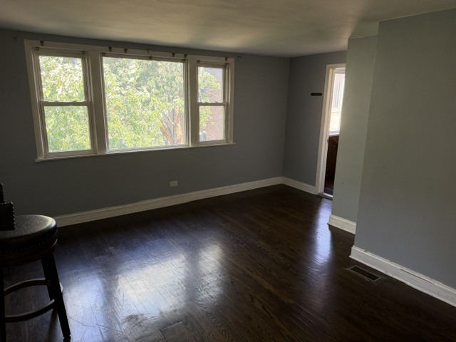 4424 N Natchez Avenue Property Photo 4