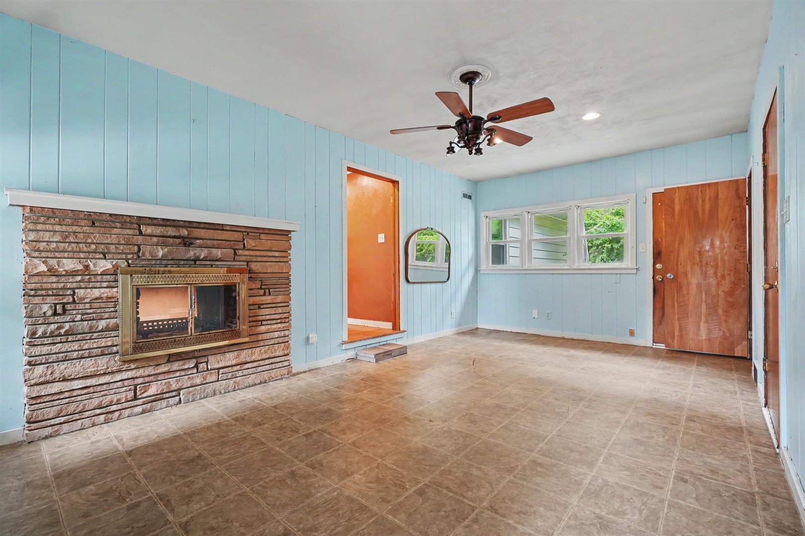 12693381 Property Photo 14
