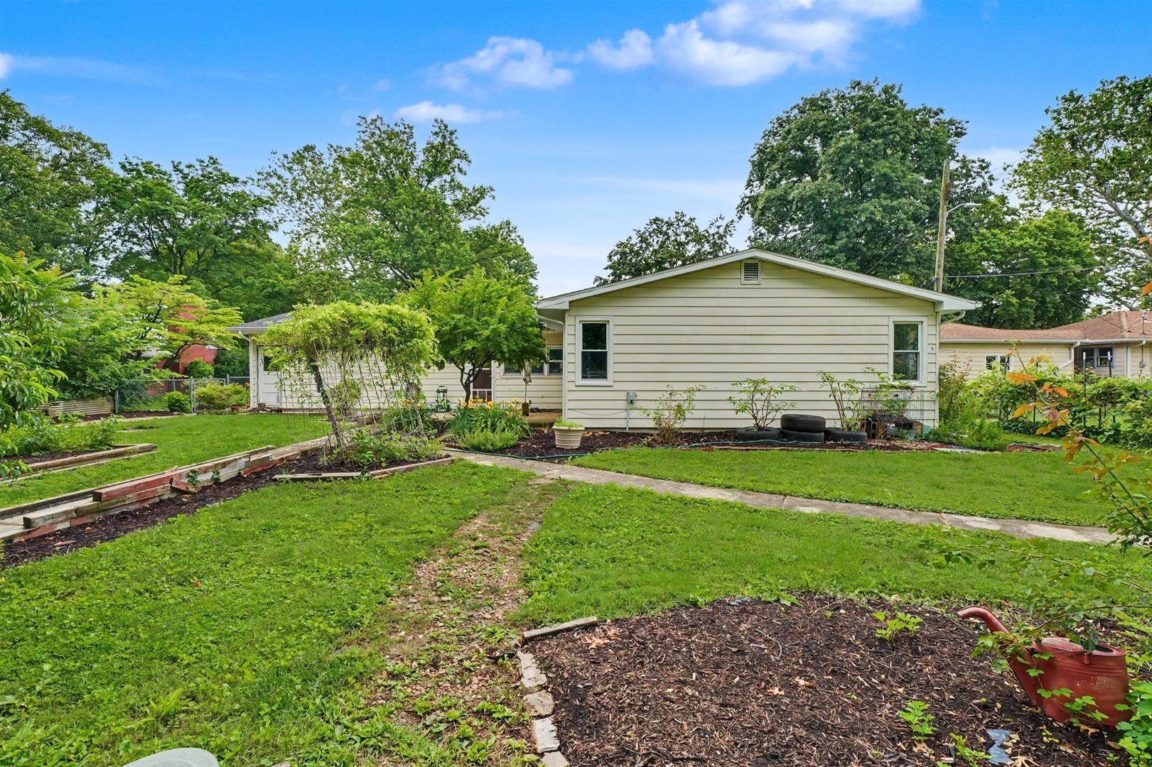 12693381 Property Photo 24