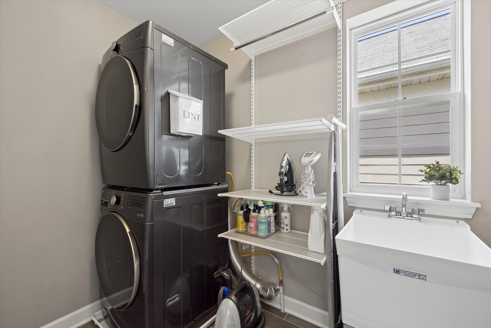 14 N Dryden Place Property Photo 15