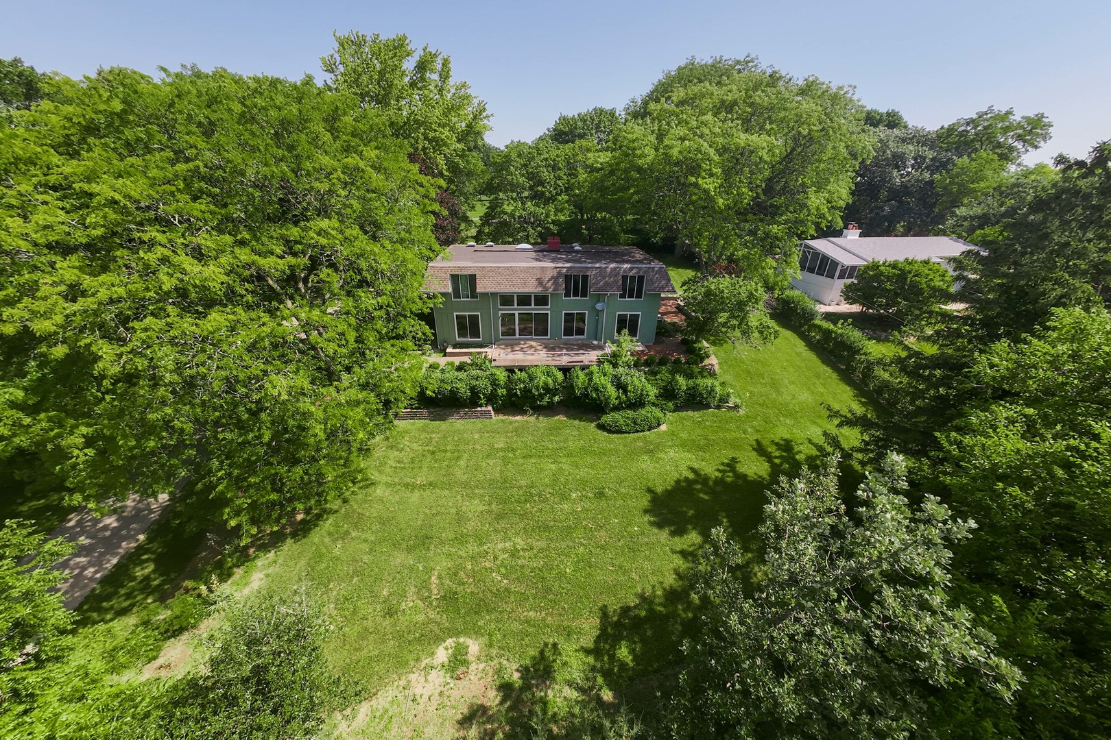 268 Scenic Drive Property Photo 4
