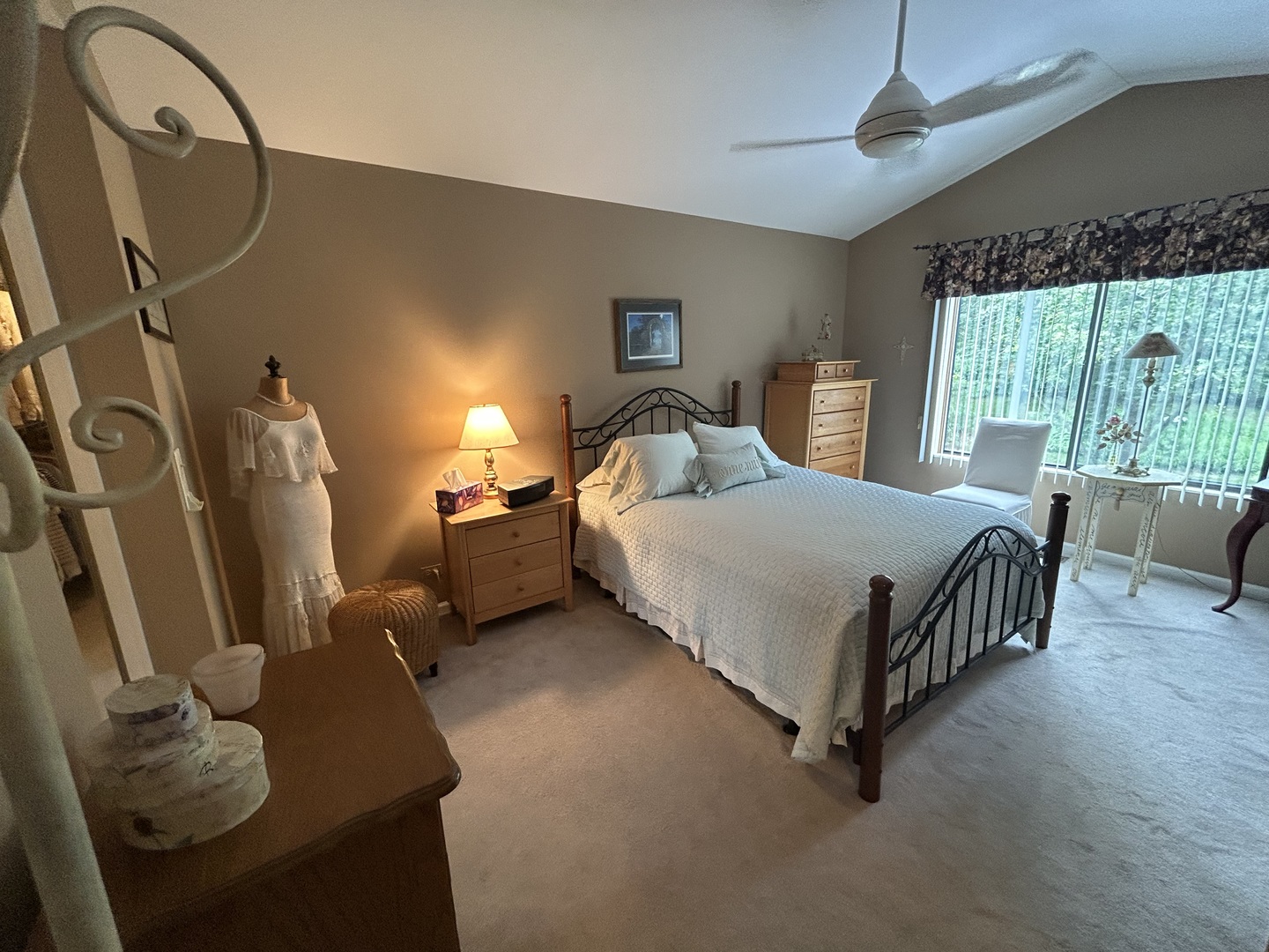 398 White Oak Lane Property Photo 15
