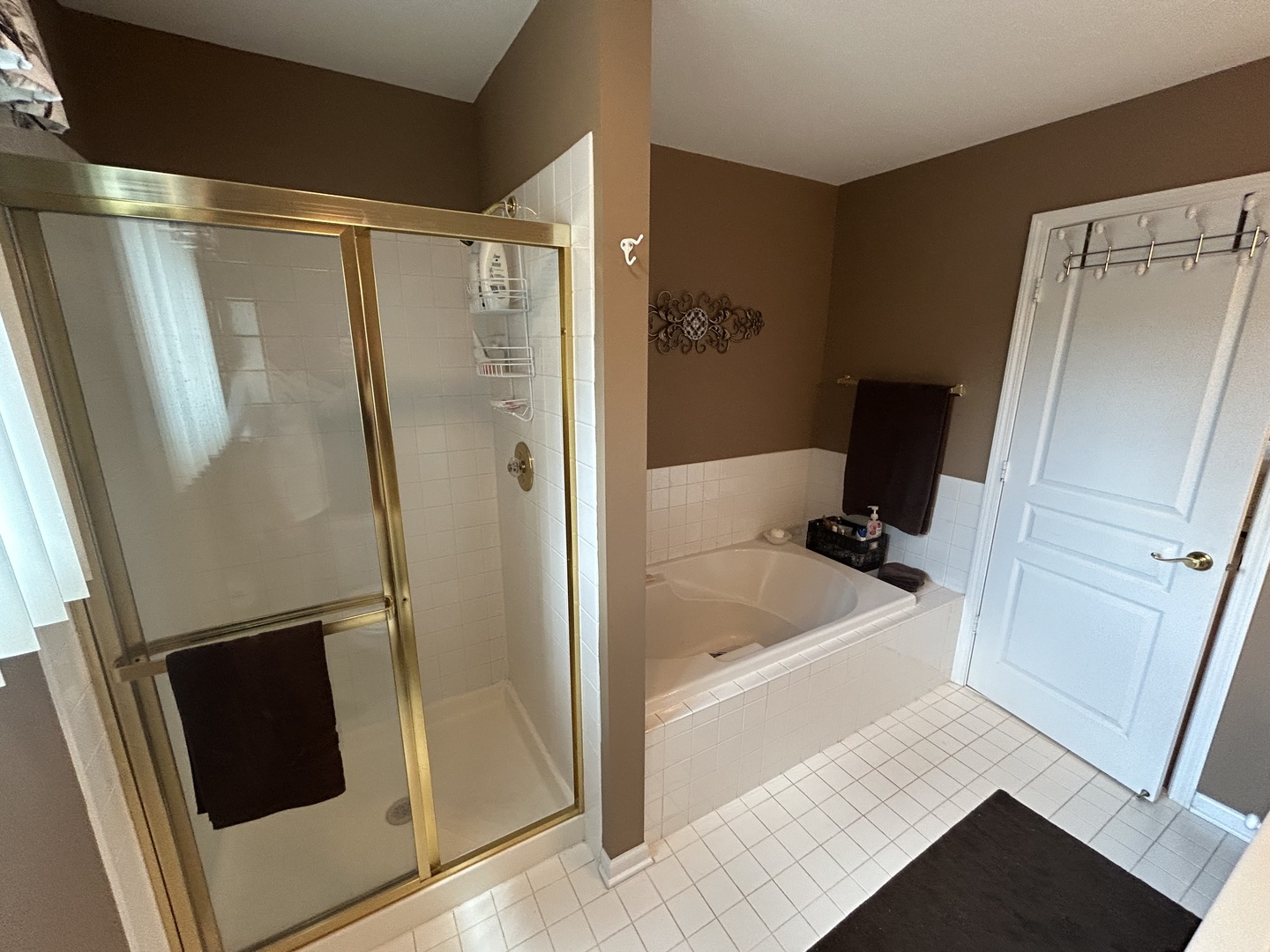 398 White Oak Lane Property Photo 18