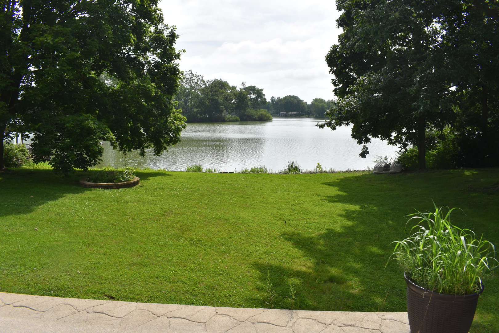 124 Hislop Drive Property Photo 2