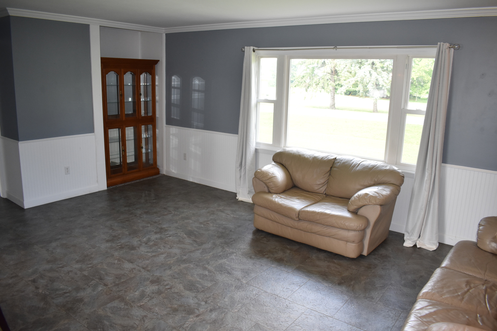 124 Hislop Drive Property Photo 4