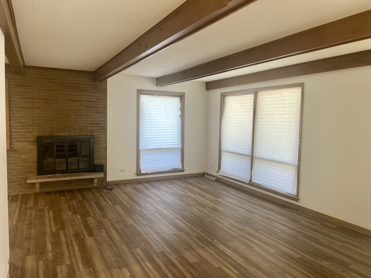 15635 Minerva Avenue Property Photo 3