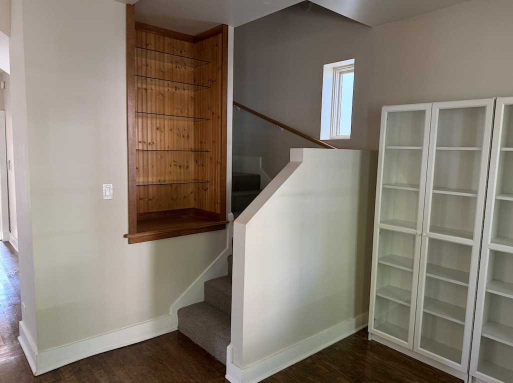 2130 N Hoyne Avenue Property Photo 3