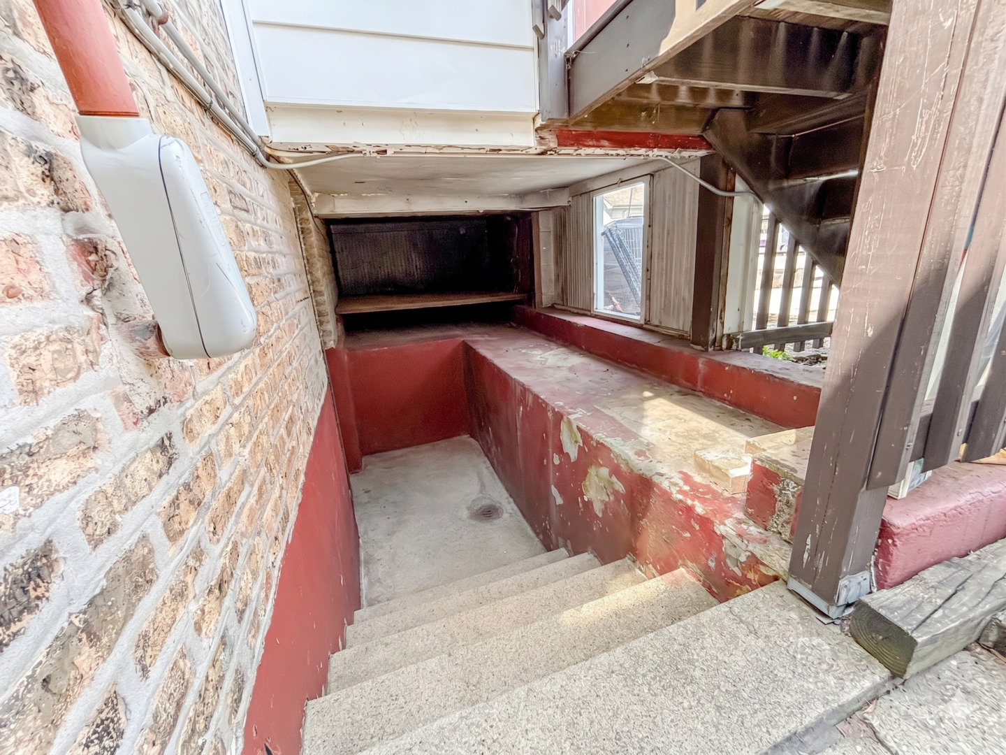 2719 Euclid Avenue Property Photo 16