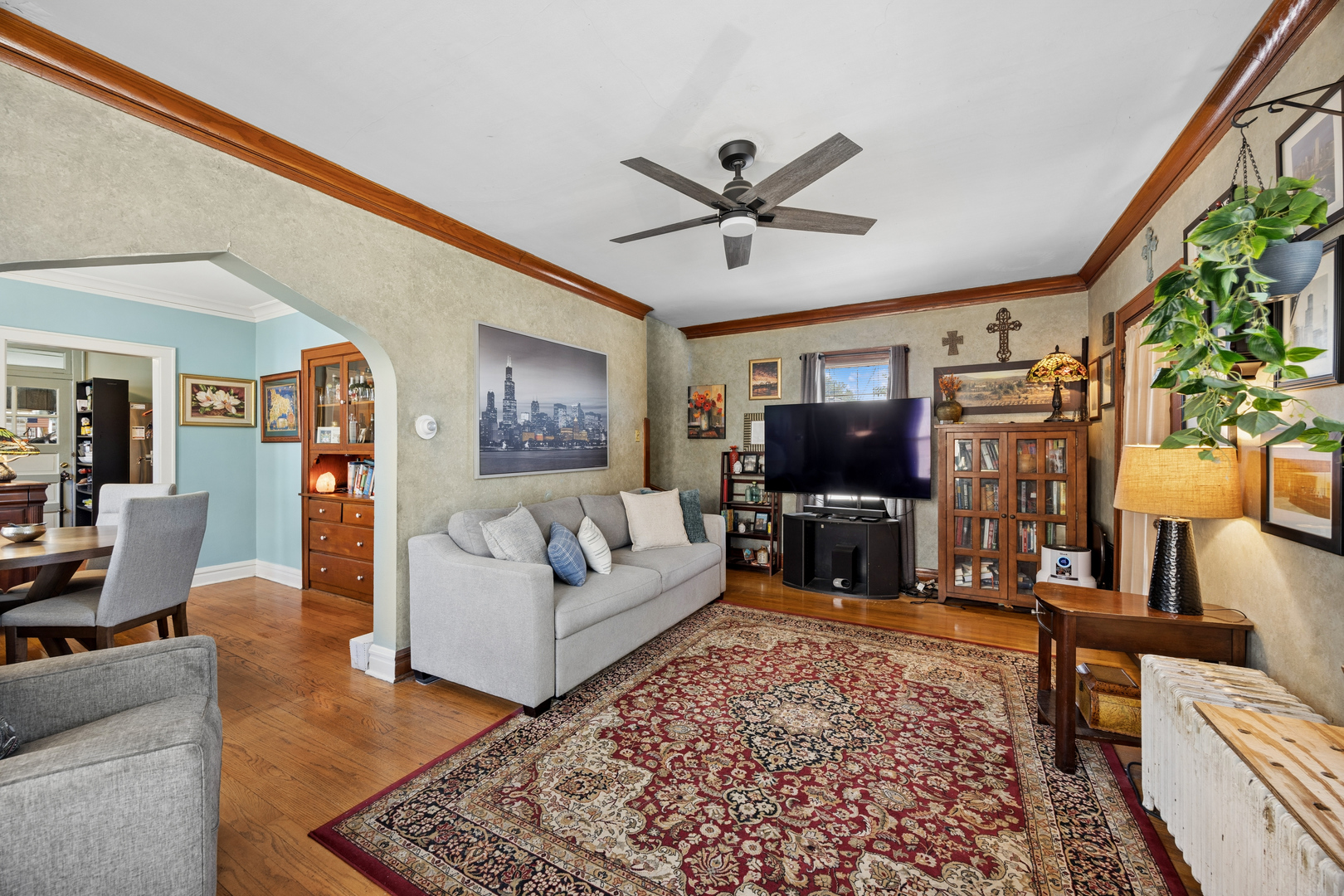 3835 Maple Avenue Property Photo 4