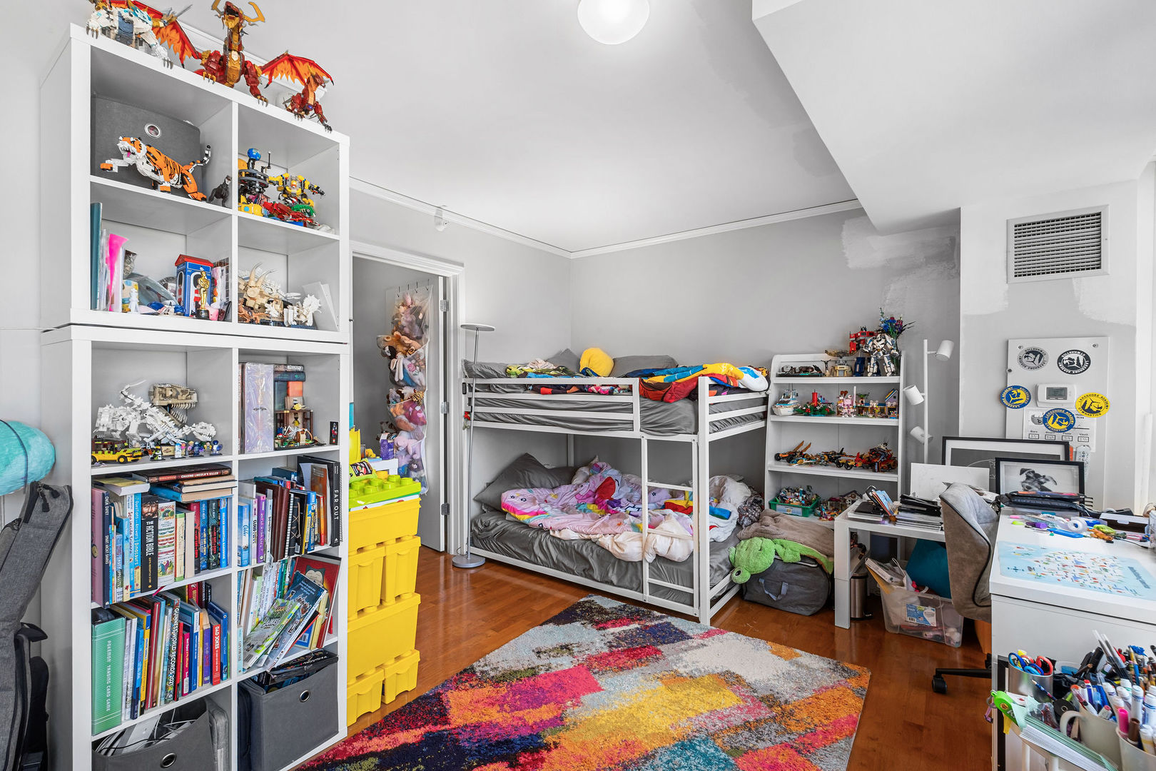 201 N Westshore Drive 604 Property Photo 14