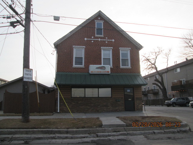 5437 S Center Avenue Property Photo 1