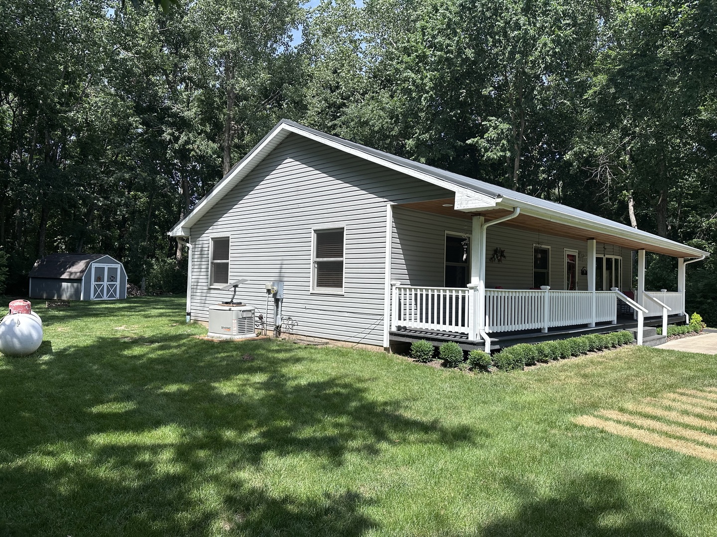 11 Timberlane Drive Property Photo 3
