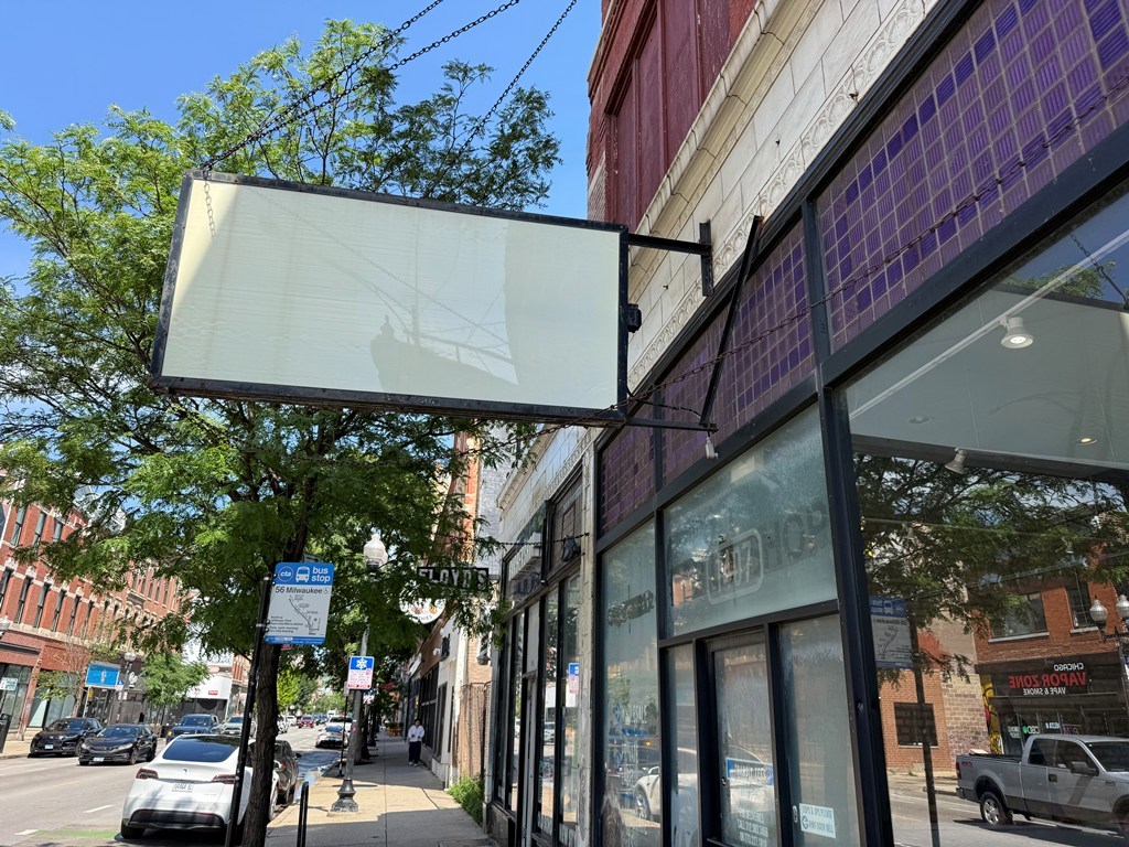 1407 N Milwaukee Avenue Property Photo 1