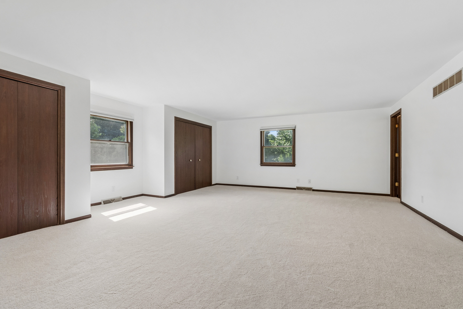 5017 Kenneth Drive Property Photo 12