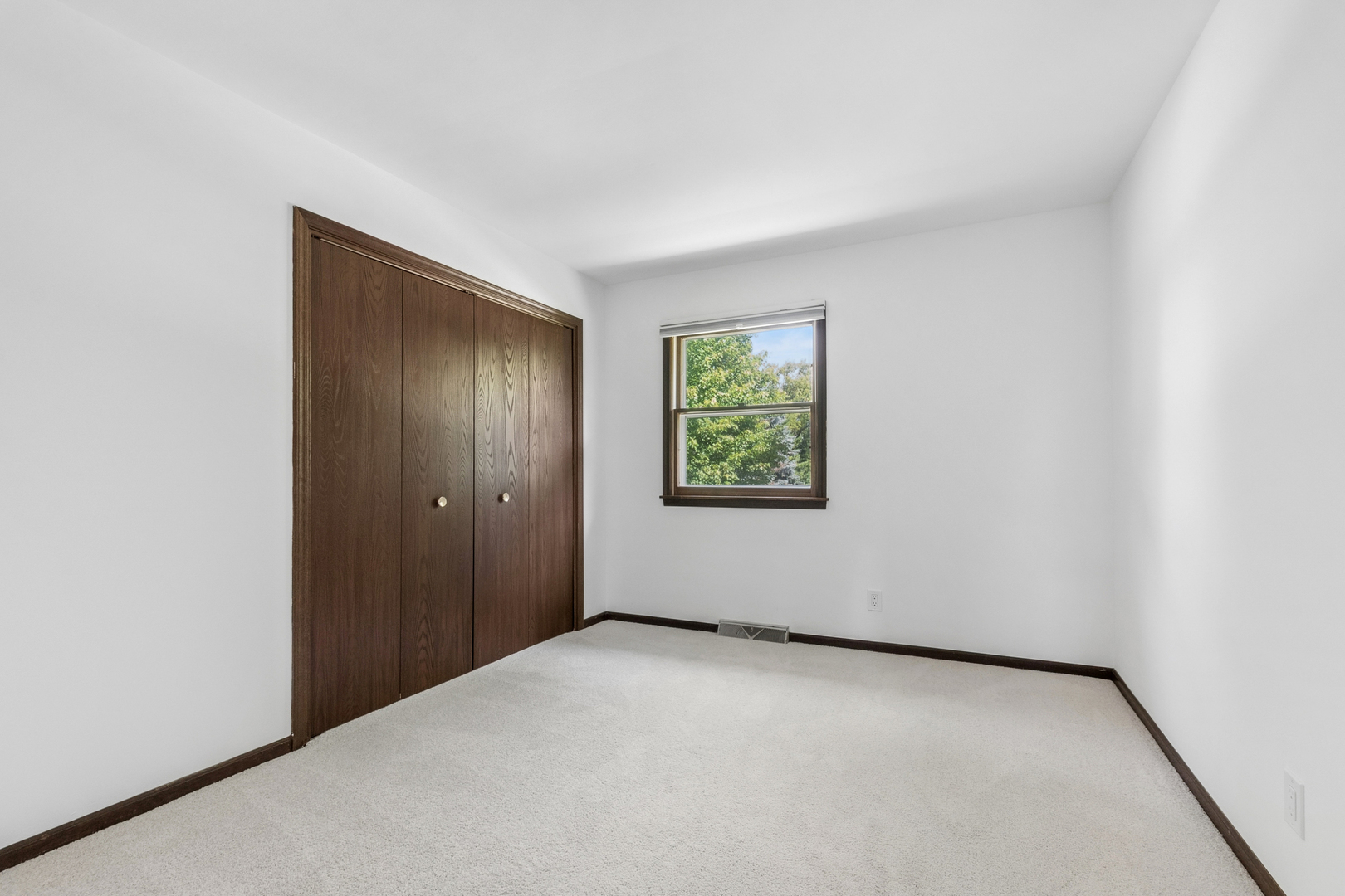 5017 Kenneth Drive Property Photo 19