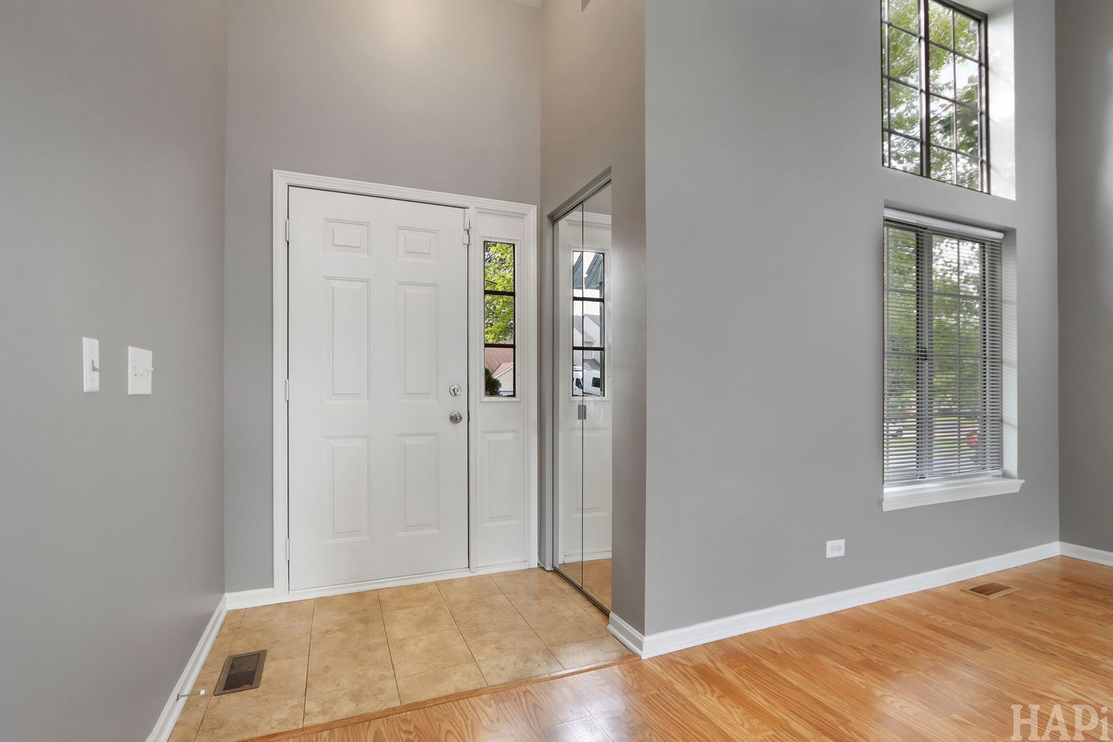 62 E Rustic Lane Property Photo 3
