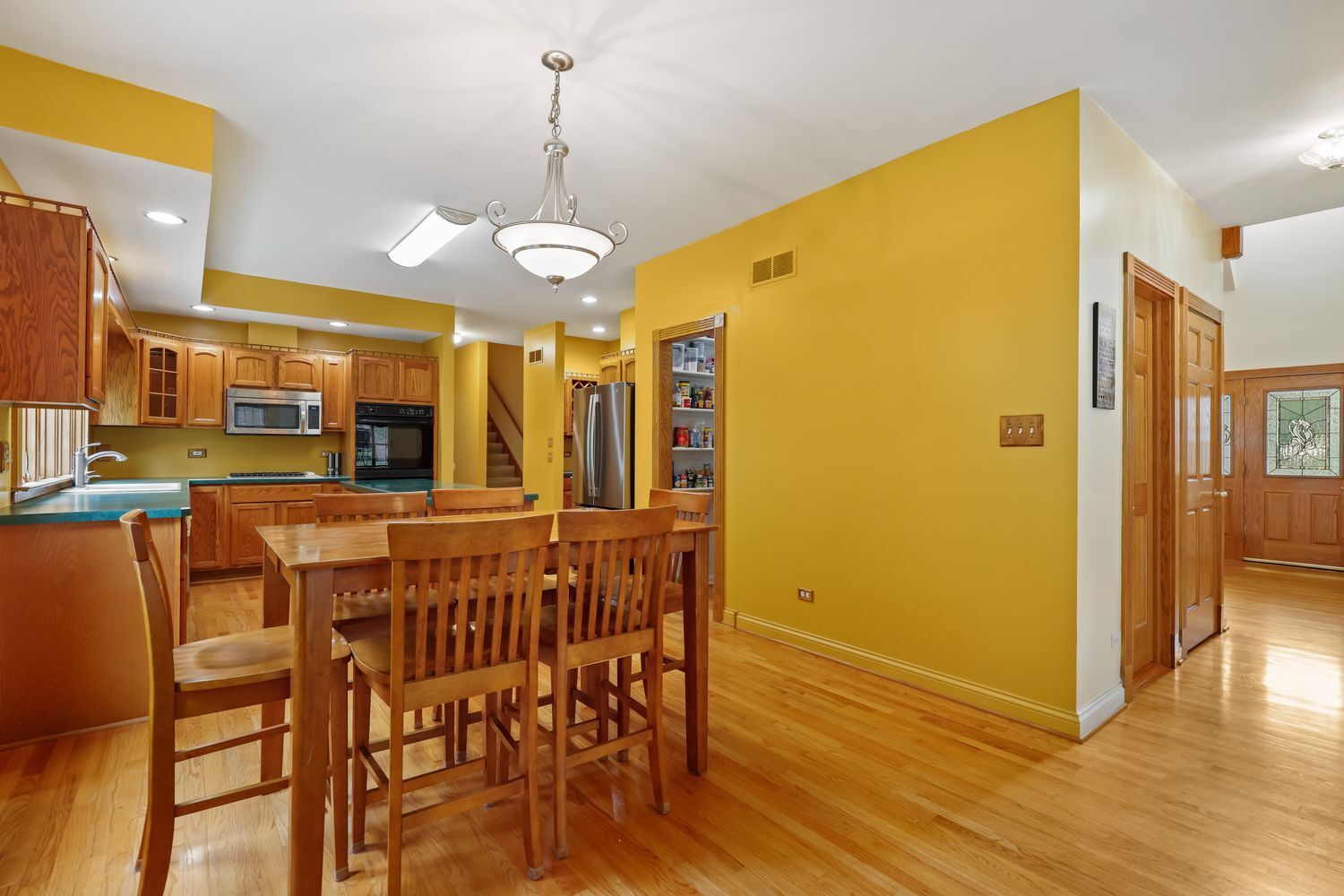 3048 Brampton Lane Property Photo 15