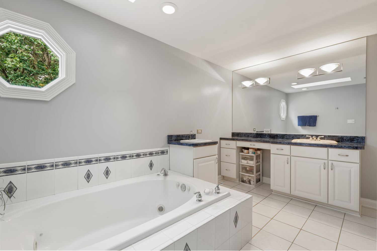 3048 Brampton Lane Property Photo 26