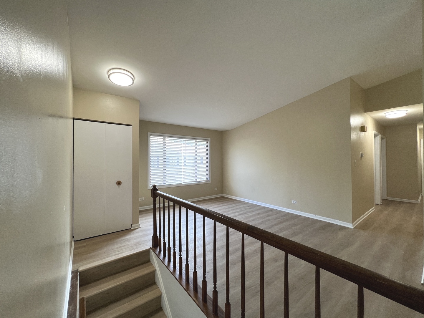 341 Jefferson Court Property Photo 6