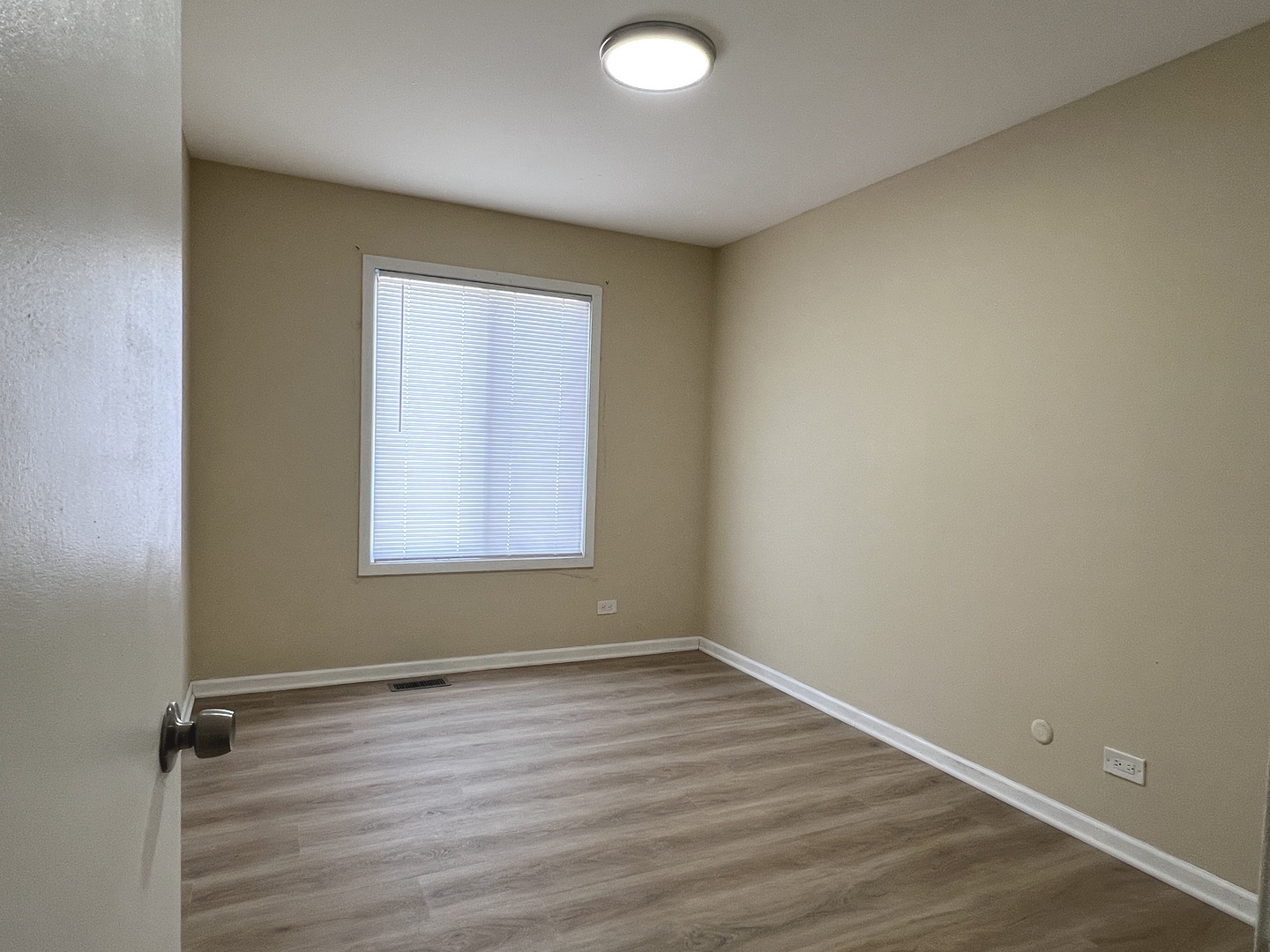 341 Jefferson Court Property Photo 13
