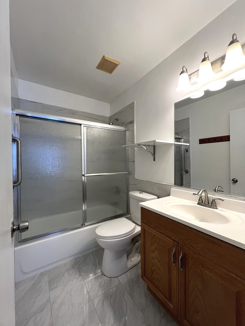 341 Jefferson Court Property Photo 16