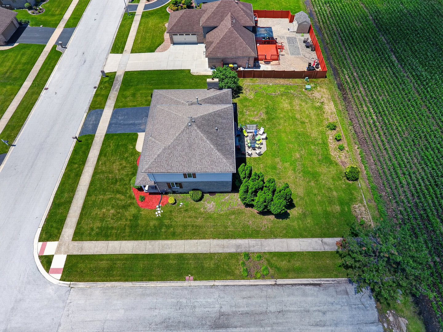 1692 185th Street Property Photo 7