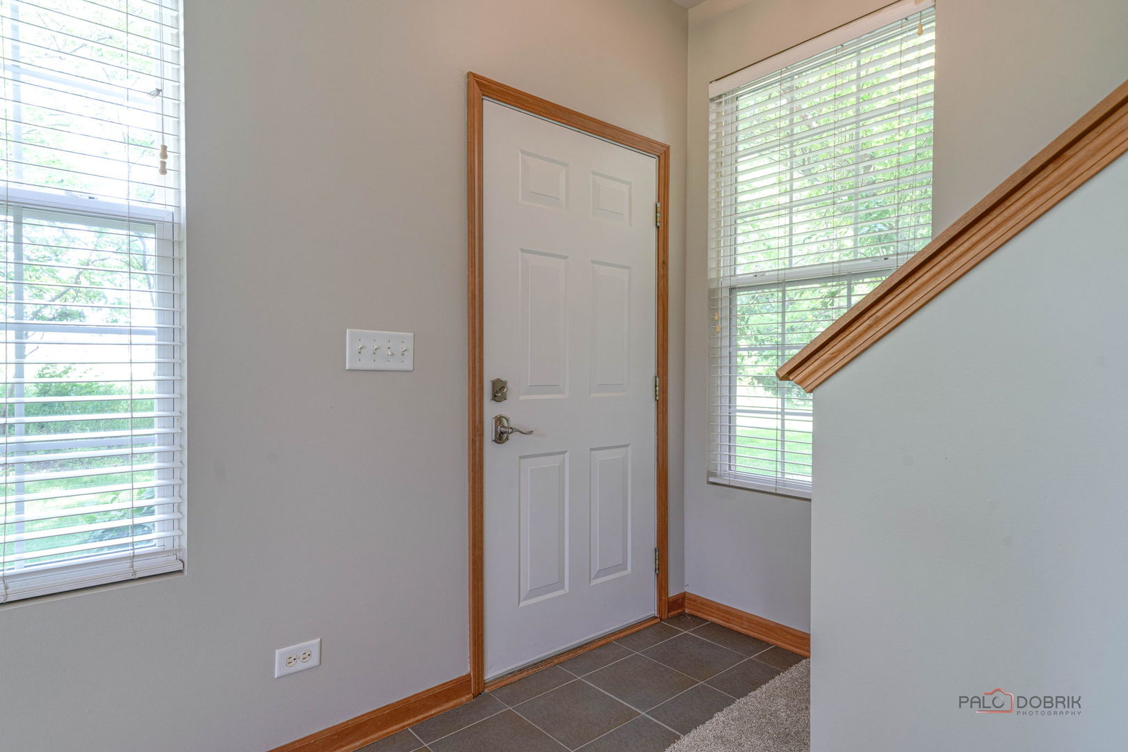 2636 Pondview Drive Property Photo 5