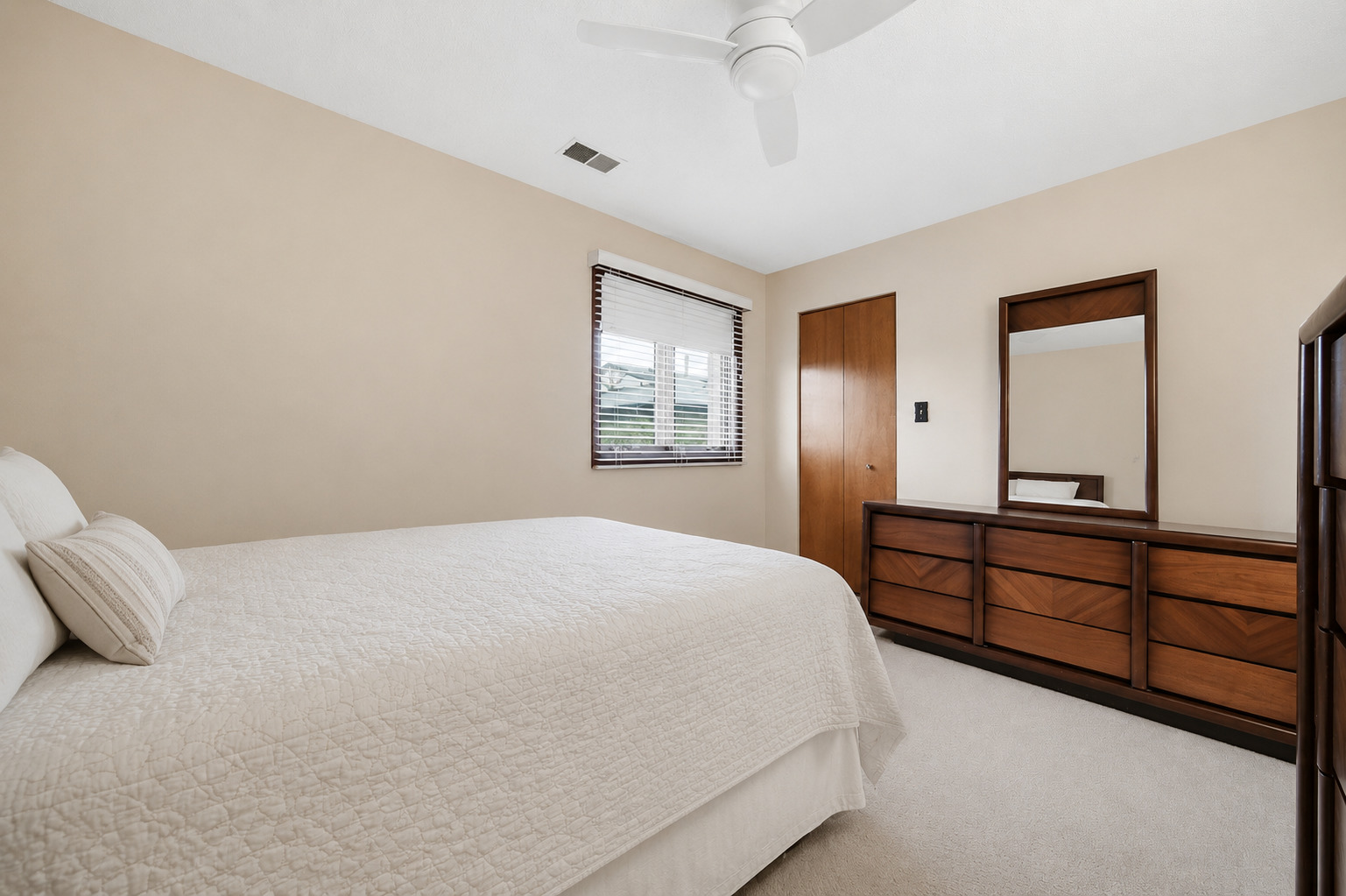 10521 S Roberts Road 3a Property Photo 11