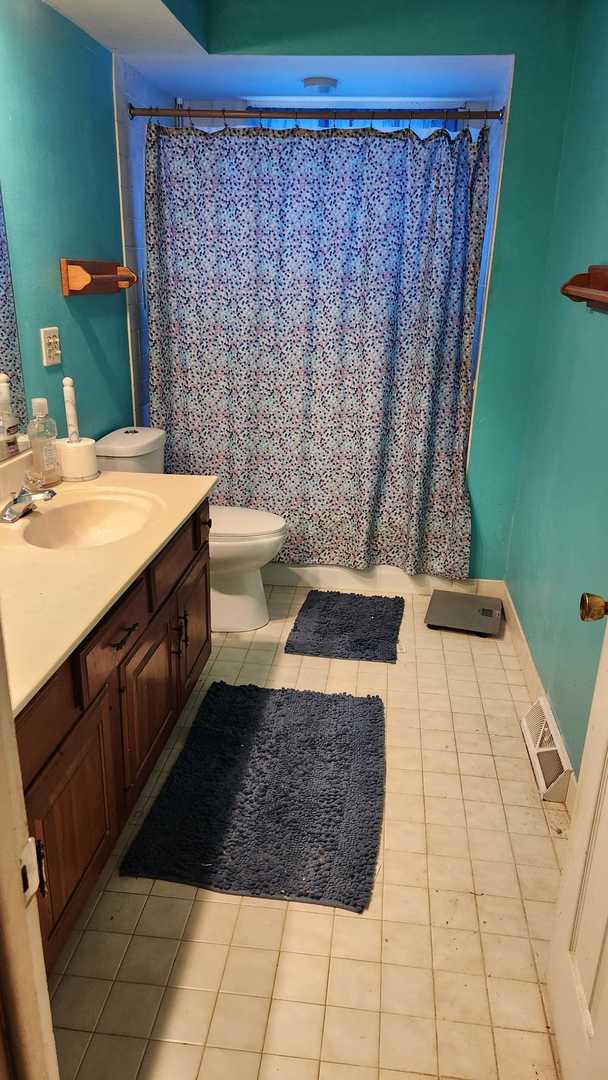 231 Lincoln Lane Property Photo 11