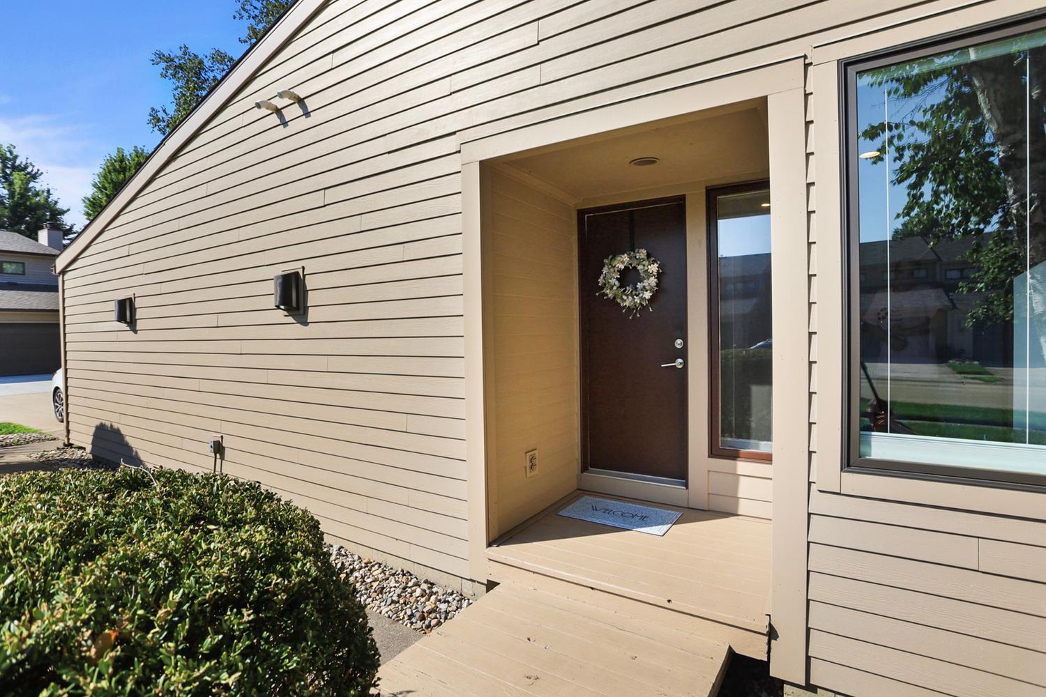 16 Briar Hill Circle Property Photo 3