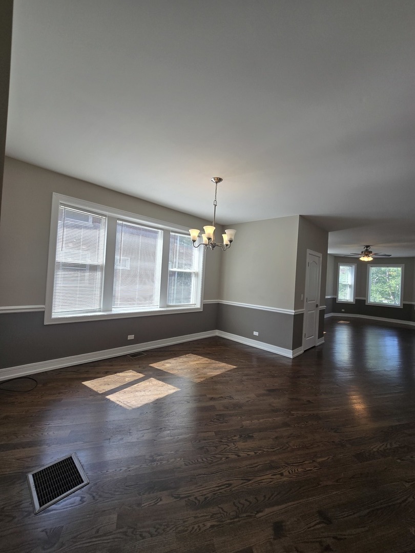 1847 W Garfield Boulevard 1 Property Photo 4