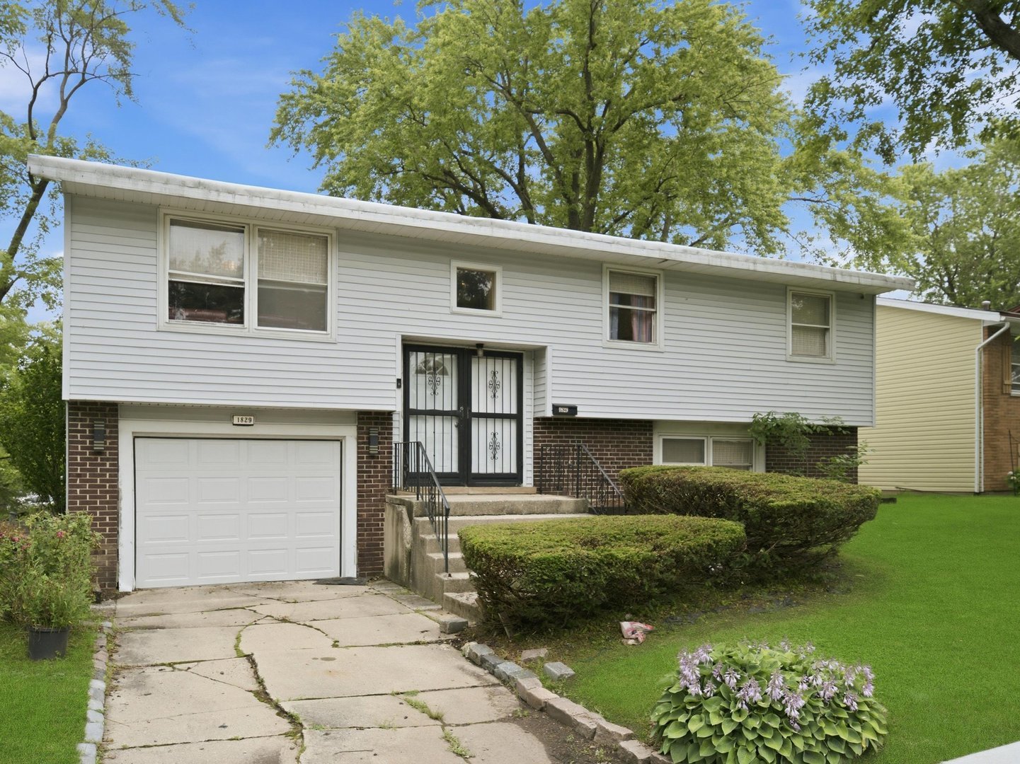 1829 217th Place Property Photo 4