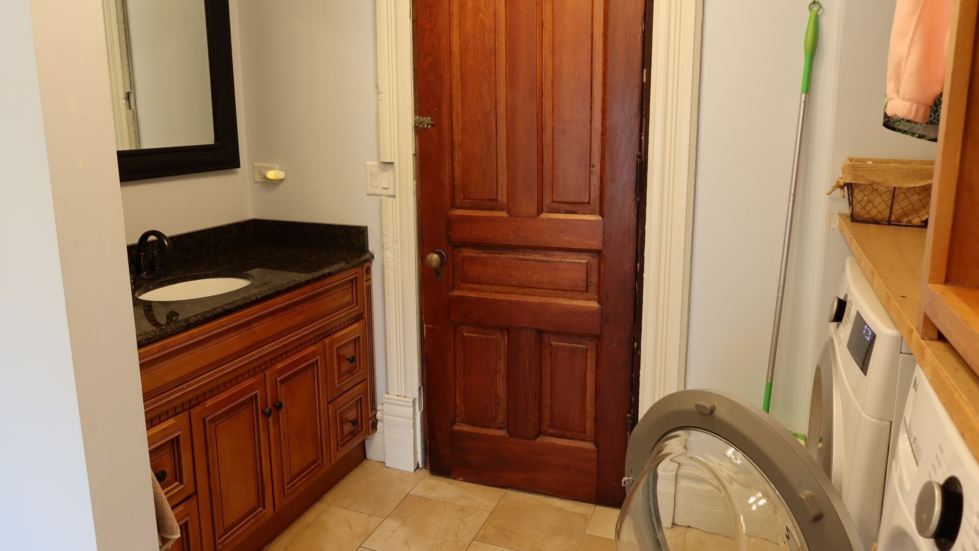 509 Singer Avenue Property Photo 9